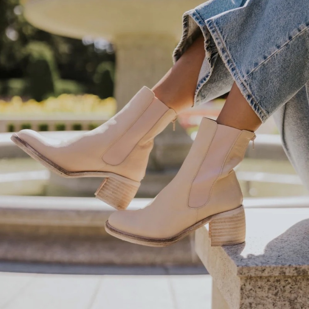 Free People Essential Chelsea Boots